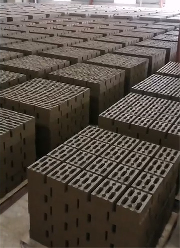 免托板磚機生產(chǎn)多孔磚