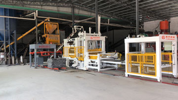 PC磚、透水磚生產(chǎn)現(xiàn)場