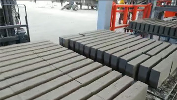 液壓磚機(jī)處理固廢、泥巴磚